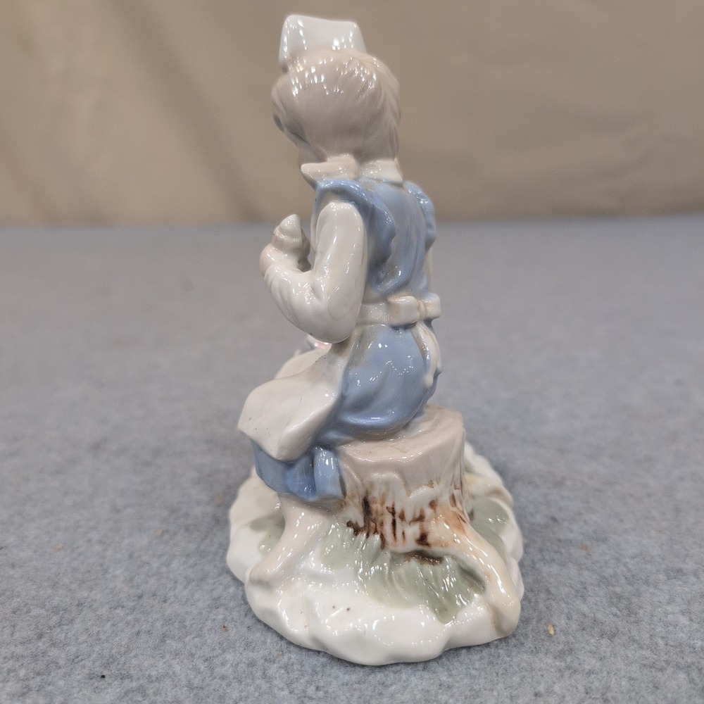 Vintage Porcelain Girl Nurse Figurine with Puppy in Basket Blue and White - Picture 3 of 7